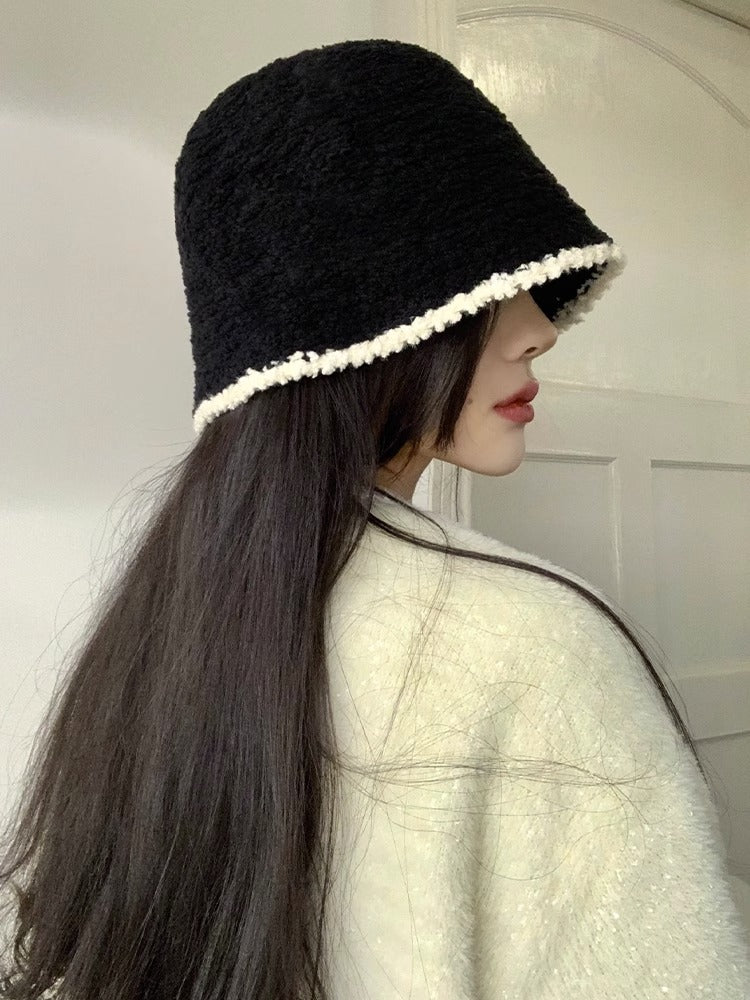 Contrast Knit Bucket Hat