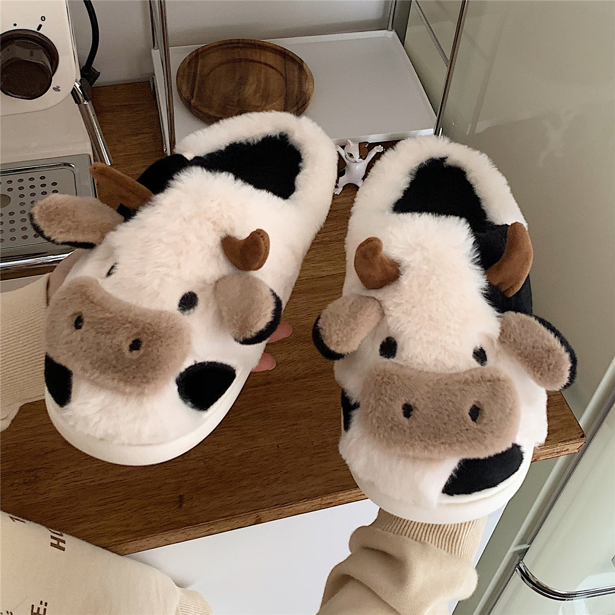 Couple Fluffy Fur Cow Slipper