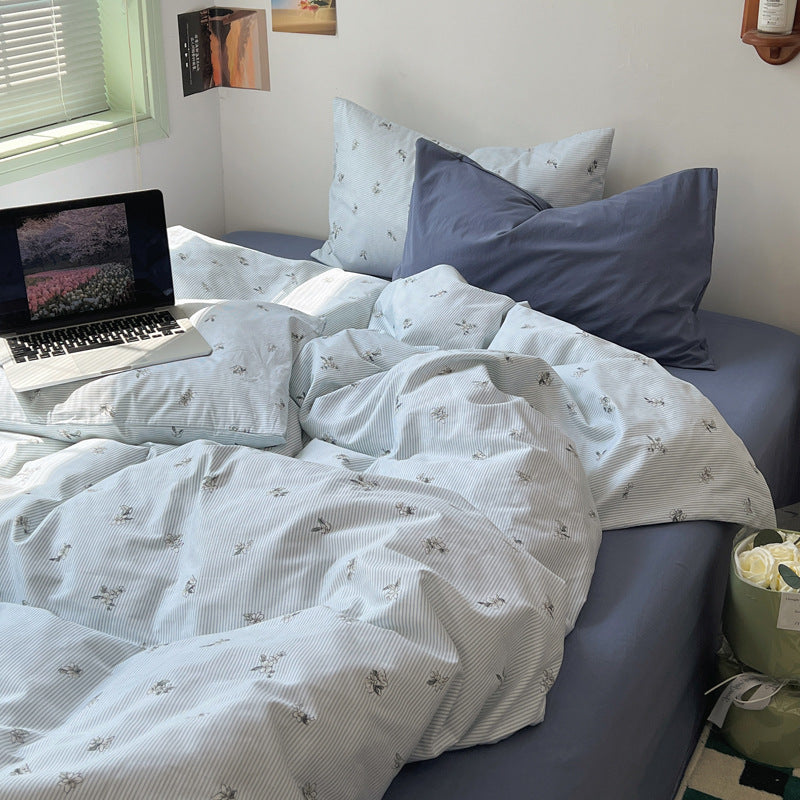 Floral Cotton 4-Piece Bedding Set