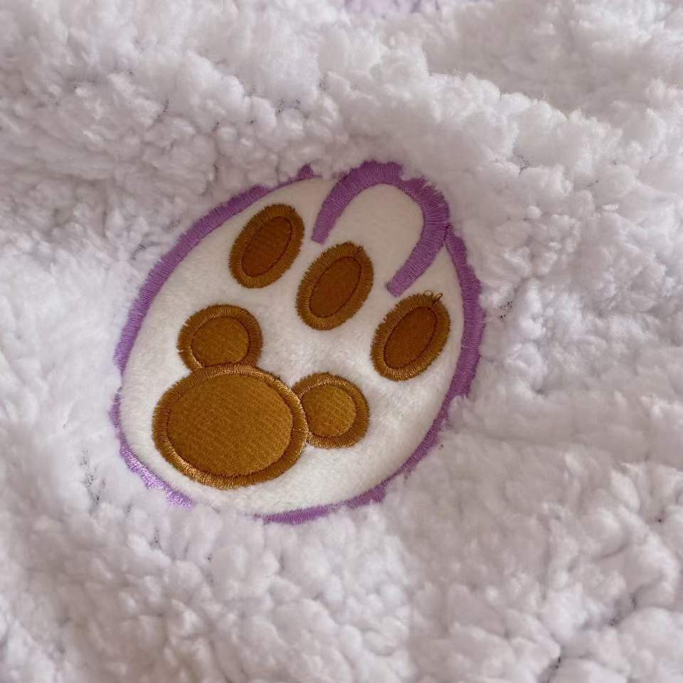 StellaLou hooded blanket