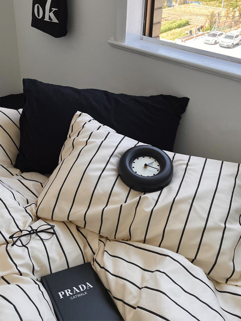 Contrasting Stripes Cotton 4-Piece Bedding Set