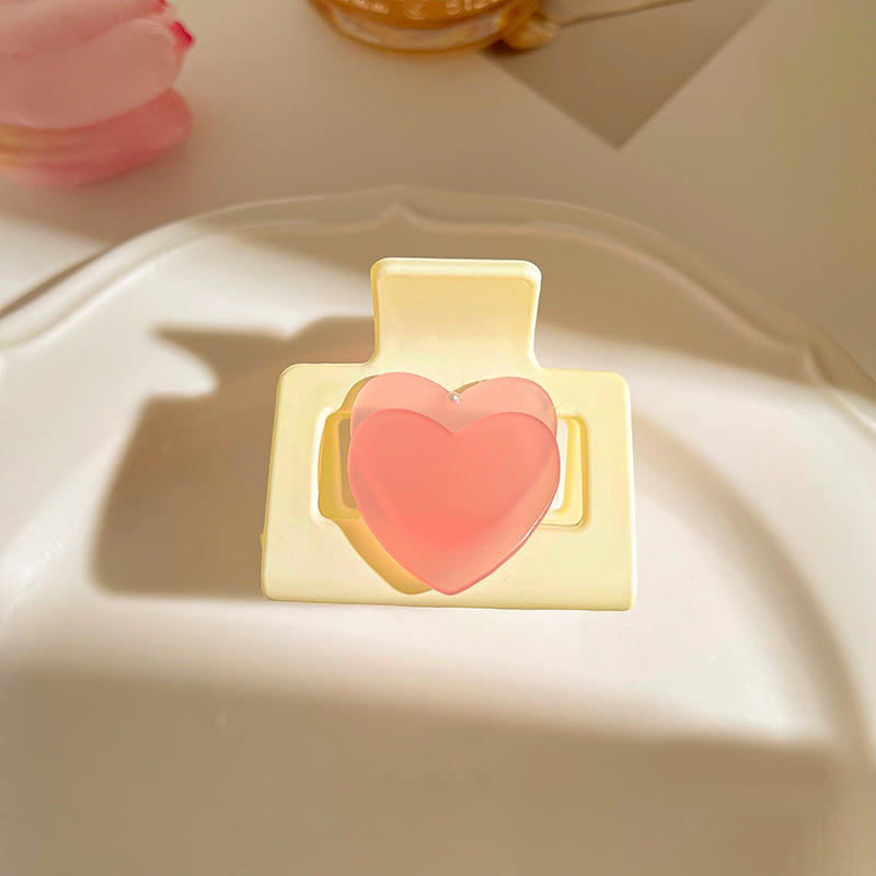 Heart Claw Clip