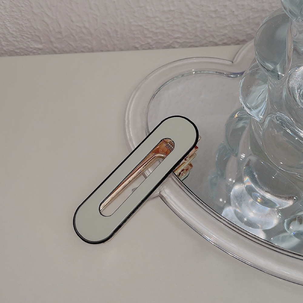 Crease-Free Hair Clip