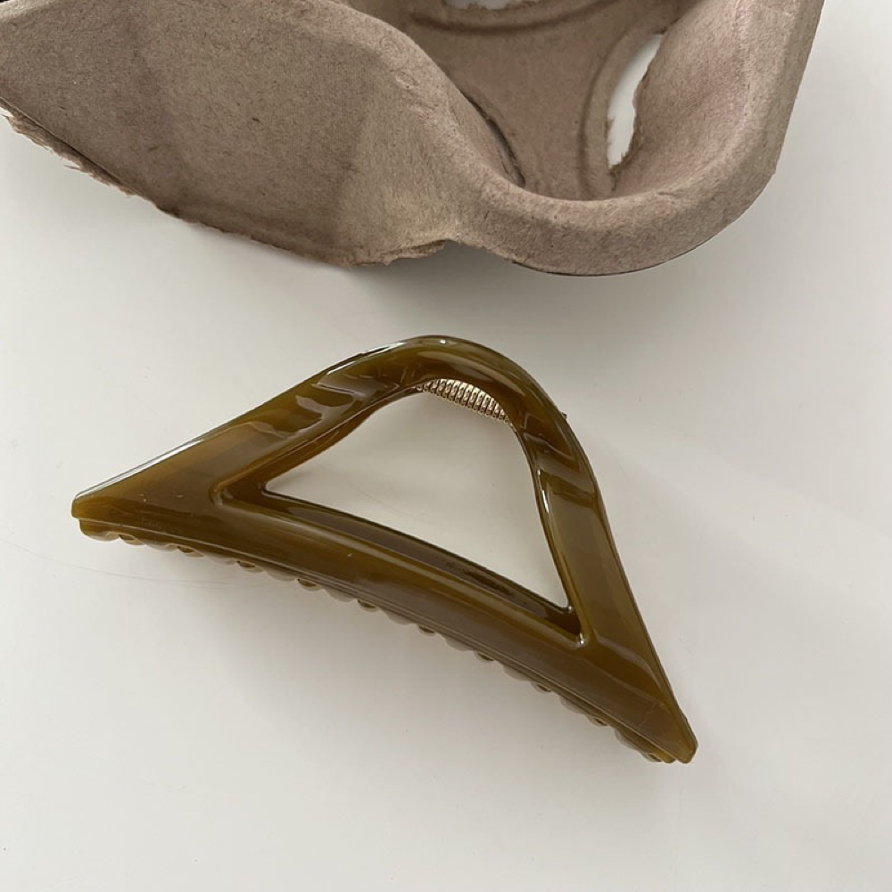Triangle Claw Clip