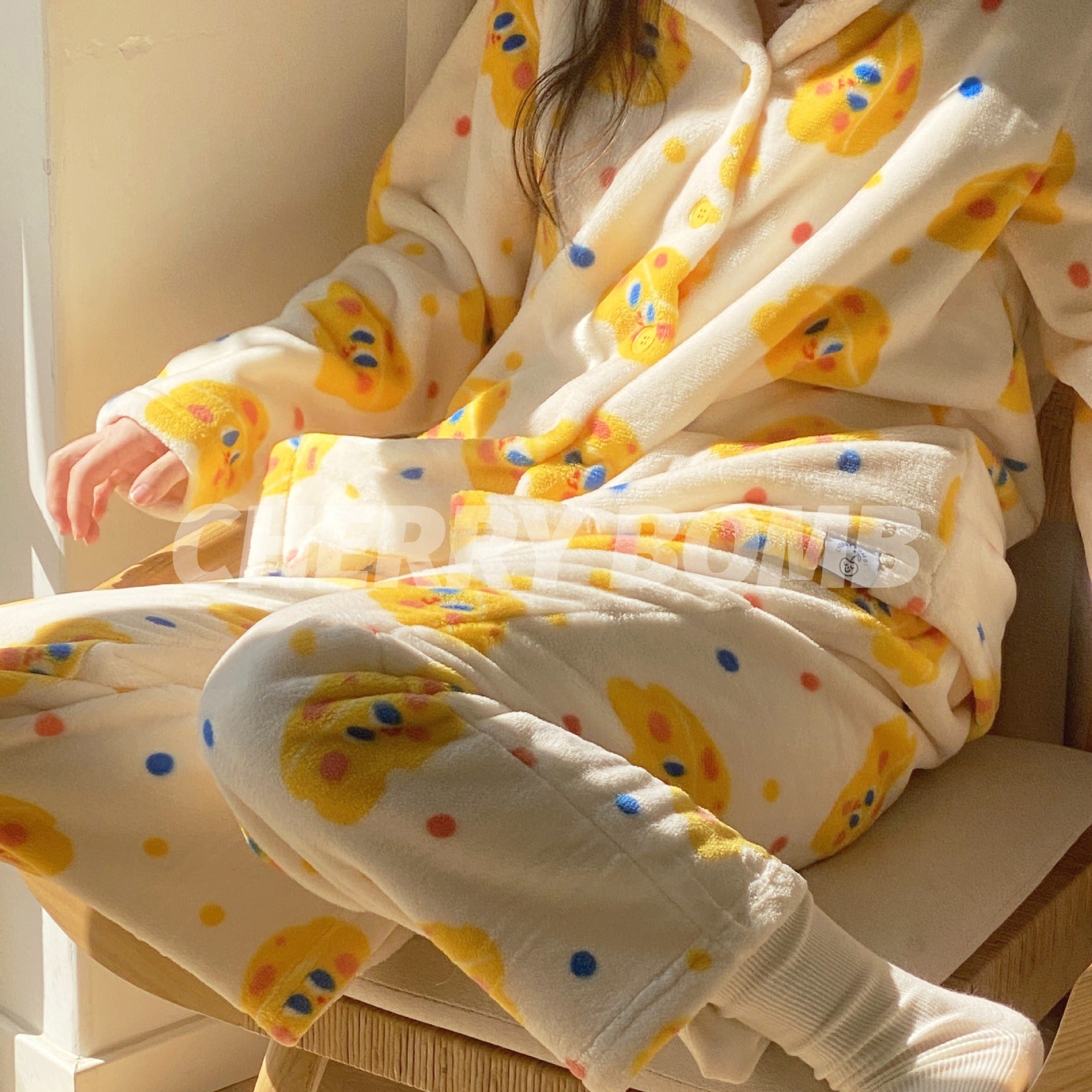Cheese Bomb Cartoon Fleece Pajama Set – MOFU MOFU