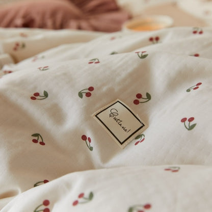 Cherry 4-Piece Bedding Set