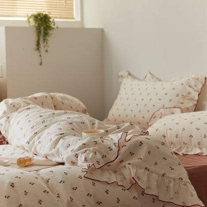 Cherry 4-Piece Bedding Set