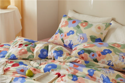 Floral 4-Piece Bedding Set